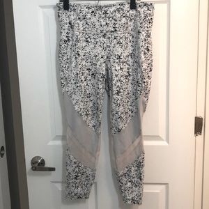 Athleta 7/8 leggings